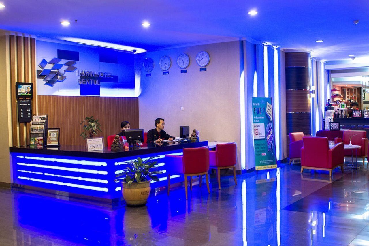 Lorin Sentul Hotel Bogor Buitenkant foto